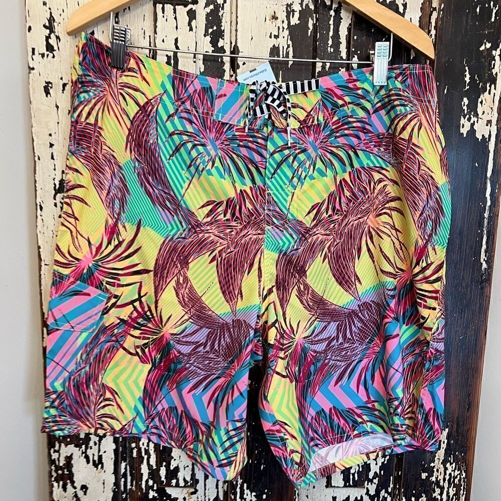 Dolfin Uglies board shorts. Men’s XL. Colorful. Beach swim. Trunks. Resort.